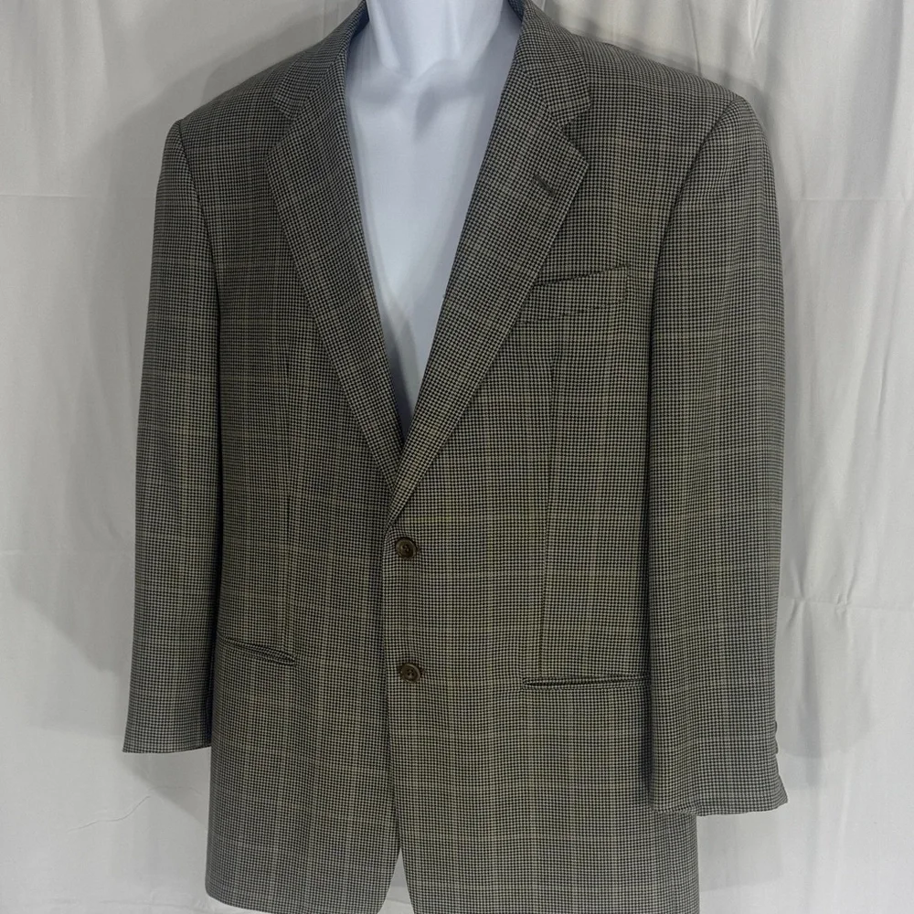 Armani Collezioni Tan Plaid Blazer Size 42R